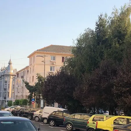 Galla Old Town Center Apartment
